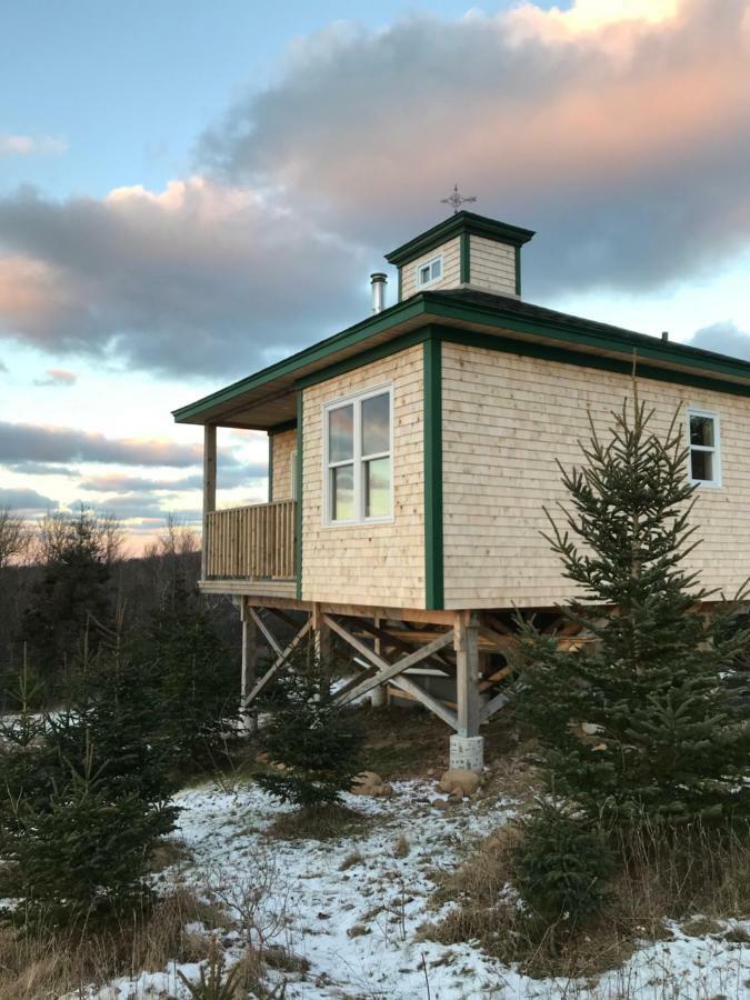 Maregold Centre - Juniper Cabin And Rose Cabin Victoria Beach Exterior photo